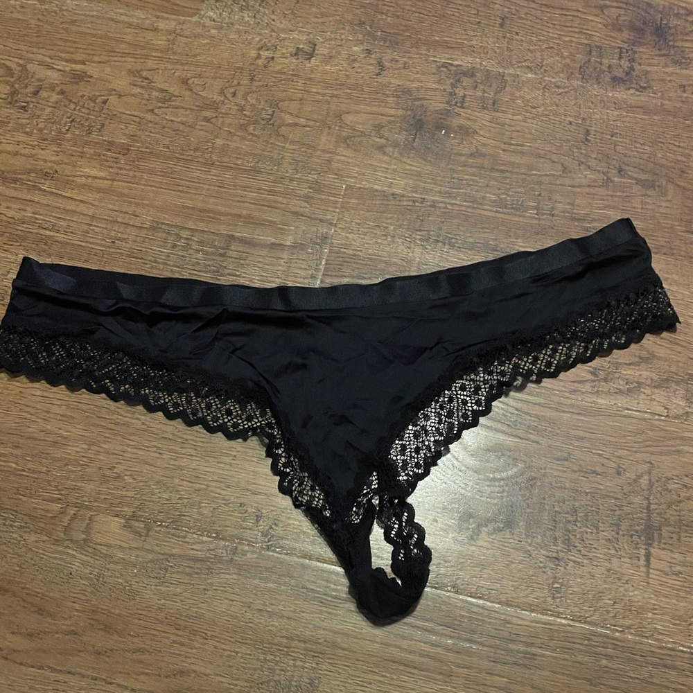 City chic boudoir 2X lace & satin lingerie thong NEW